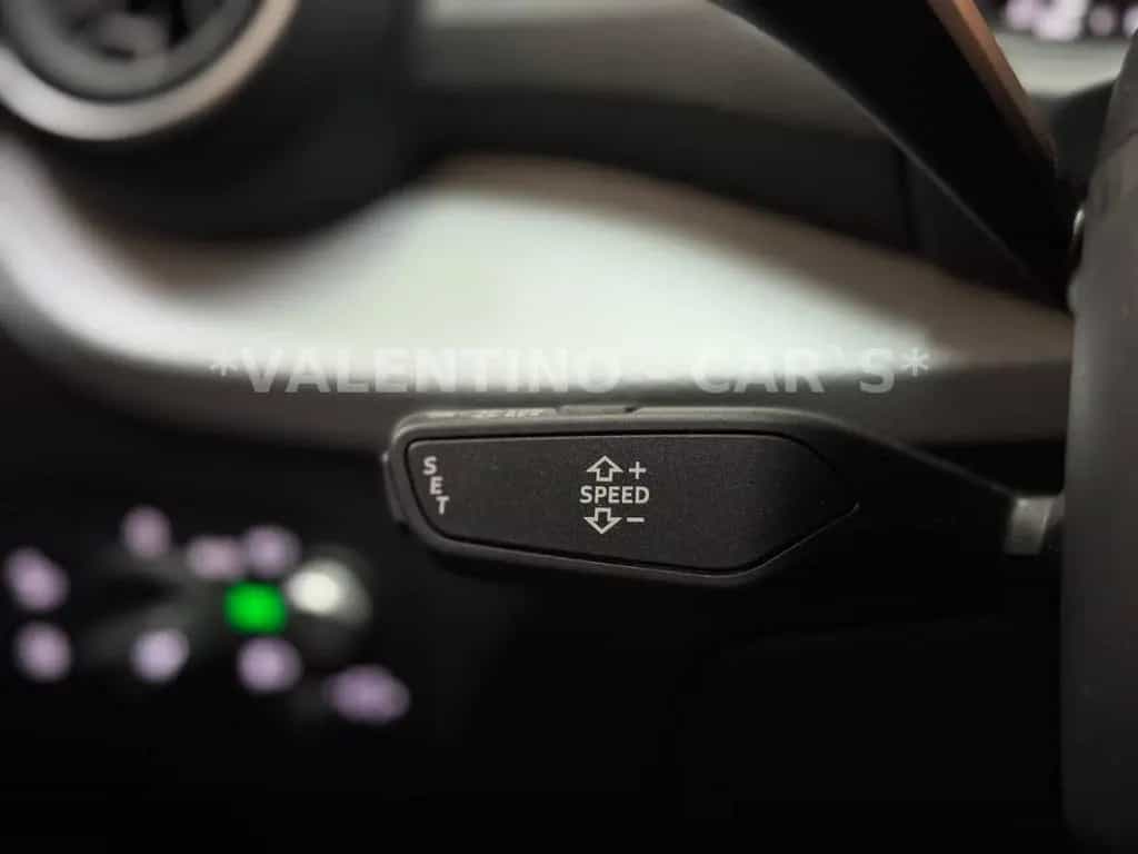 Audi Q2 35 TDI Virtual/S-Tron/Pano/Standhzg/Apple/Kam 10/2020-photo-47