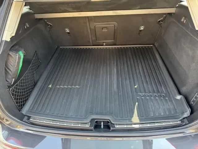 Volvo XC60 B5 Diesel Ultimate Bright AWD 01/2023-photo-19