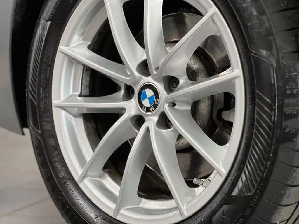 BMW 5 Series 520d xDrive Touring AHK+STANDHEIZUNG+PARK PAKET 11/2023-photo-16