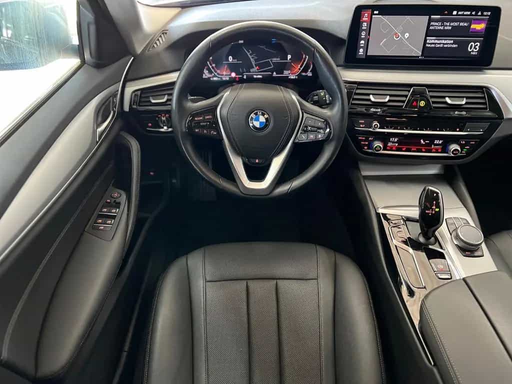 BMW 5 Series 520d xDrive Touring AHK+STANDHEIZUNG+PARK PAKET 11/2023-photo-28