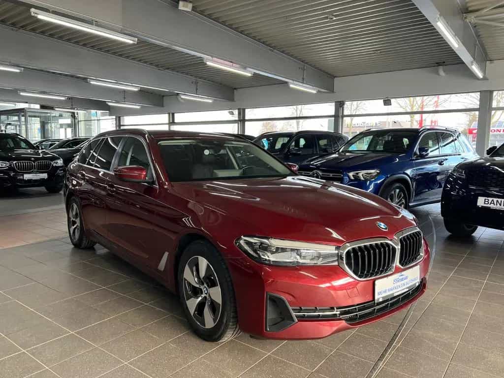 BMW 5 Series 520d xD Touring AHK+Business+DA+Park+StandHZ 11/2023-photo-1