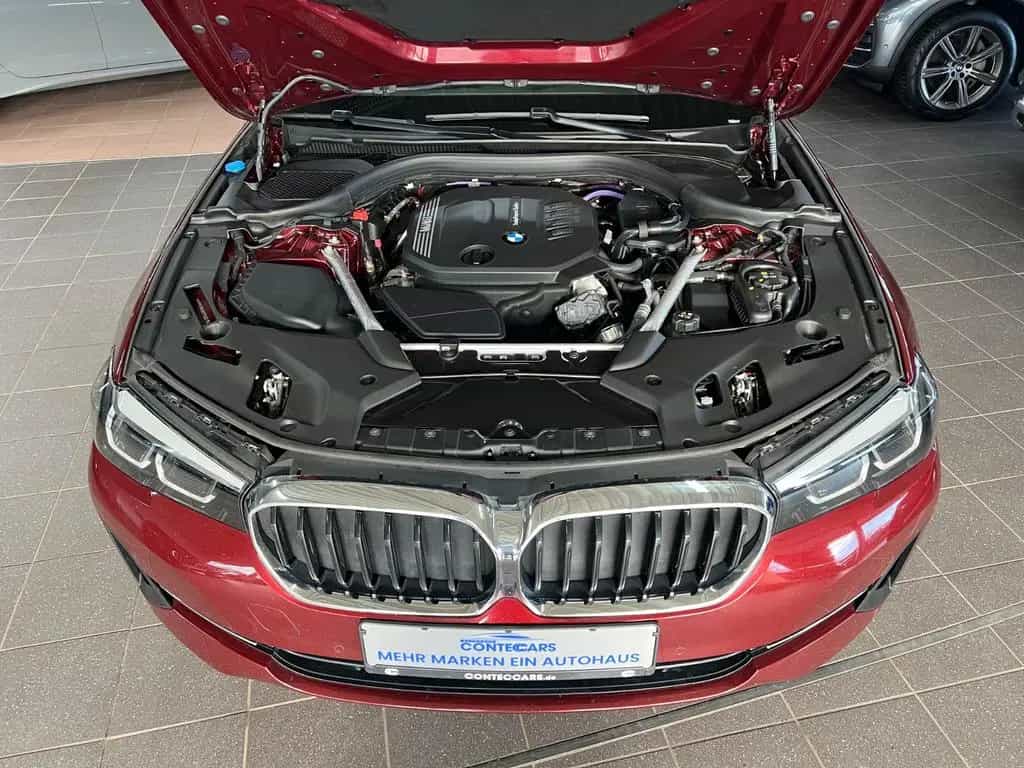 BMW 5 Series 520d xD Touring AHK+Business+DA+Park+StandHZ 11/2023-photo-3