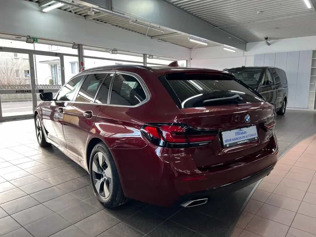 BMW 5 Series 520d xD Touring AHK+Business+DA+Park+StandHZ 11/2023-photo-9