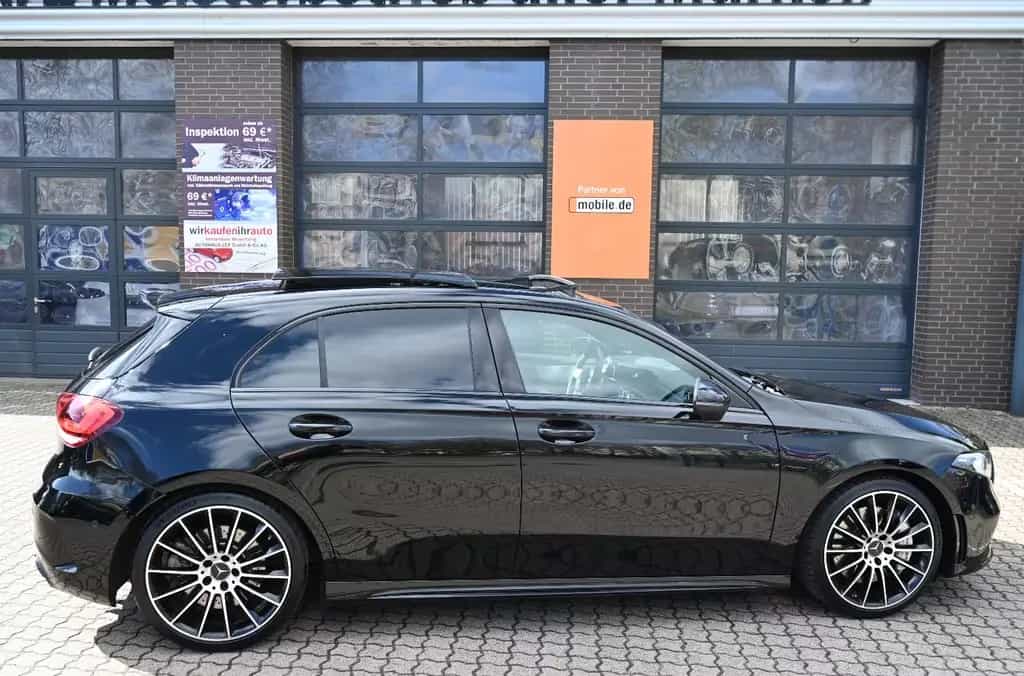 Mercedes-Benz A-Class 35 AMG 4Matic Pano*Night*Navi *360° *Burmester 10/2019-photo-6