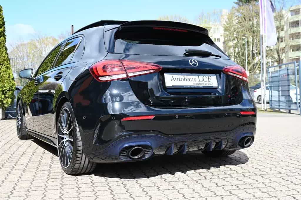 Mercedes-Benz A-Class 35 AMG 4Matic Pano*Night*Navi *360° *Burmester 10/2019-photo-7