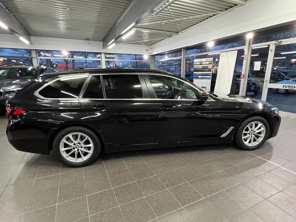 BMW 5 Series 520 d Touring AMB+HuD+Park Assist+Standheizung 06/2023-photo-11