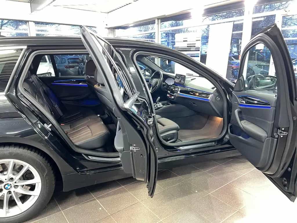 BMW 5 Series 520 d Touring AMB+HuD+Park Assist+Standheizung 06/2023-photo-12