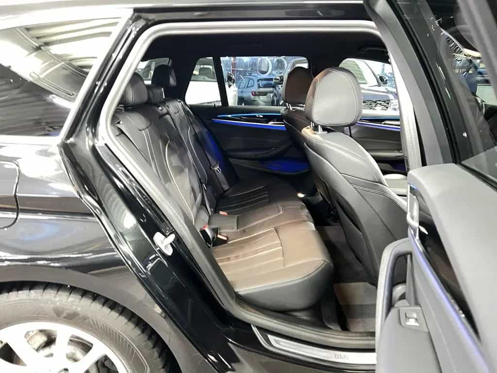 BMW 5 Series 520 d Touring AMB+HuD+Park Assist+Standheizung 06/2023-photo-18