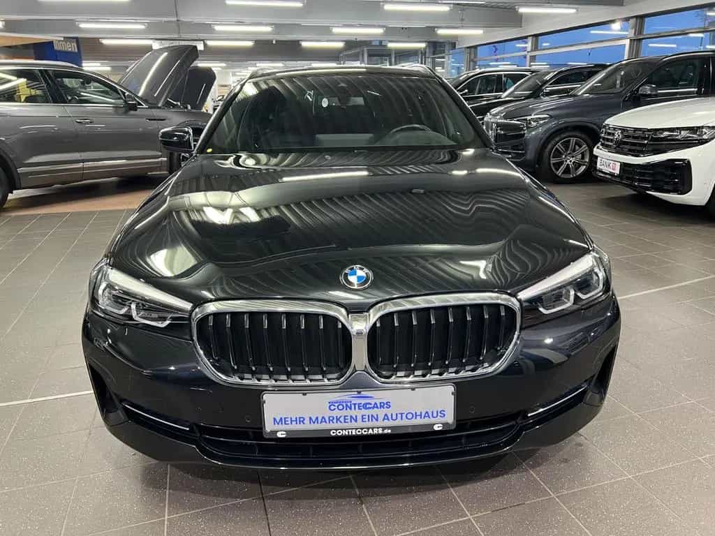 BMW 5 Series 520 d Touring AMB+HuD+Park Assist+Standheizung 06/2023-photo-1