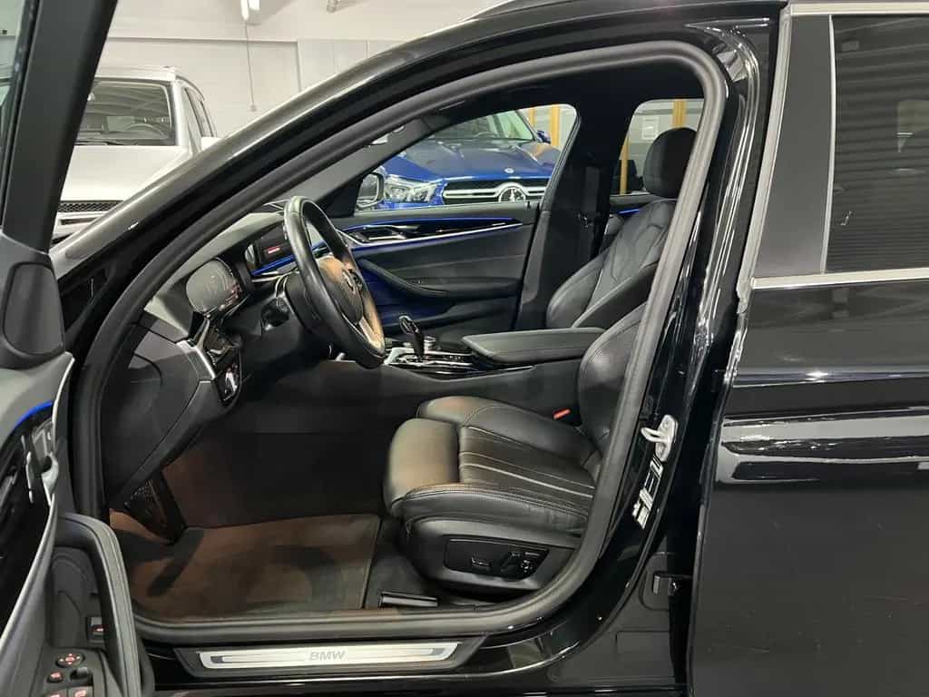 BMW 5 Series 520 d Touring AMB+HuD+Park Assist+Standheizung 06/2023-photo-20