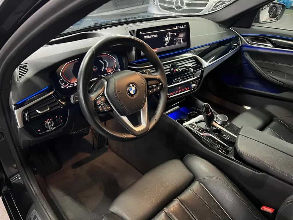 BMW 5 Series 520 d Touring AMB+HuD+Park Assist+Standheizung 06/2023-photo-22