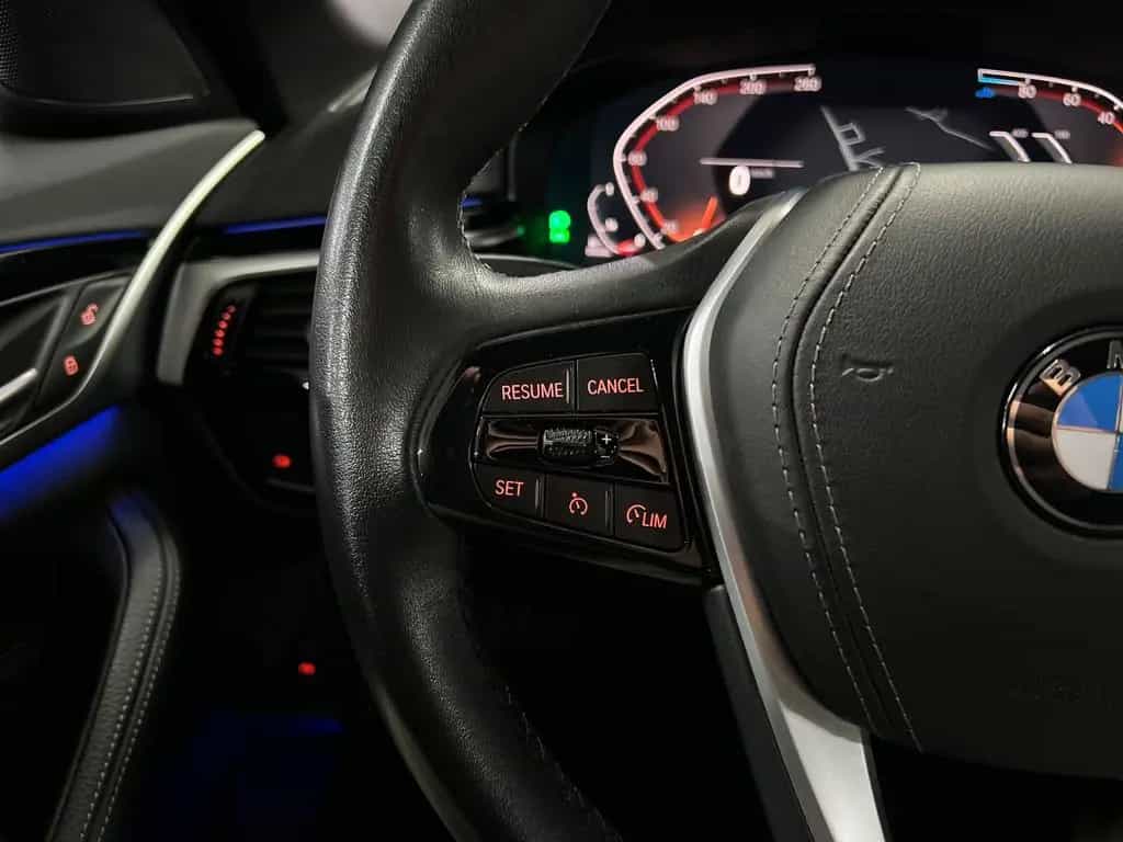BMW 5 Series 520 d Touring AMB+HuD+Park Assist+Standheizung 06/2023-photo-24