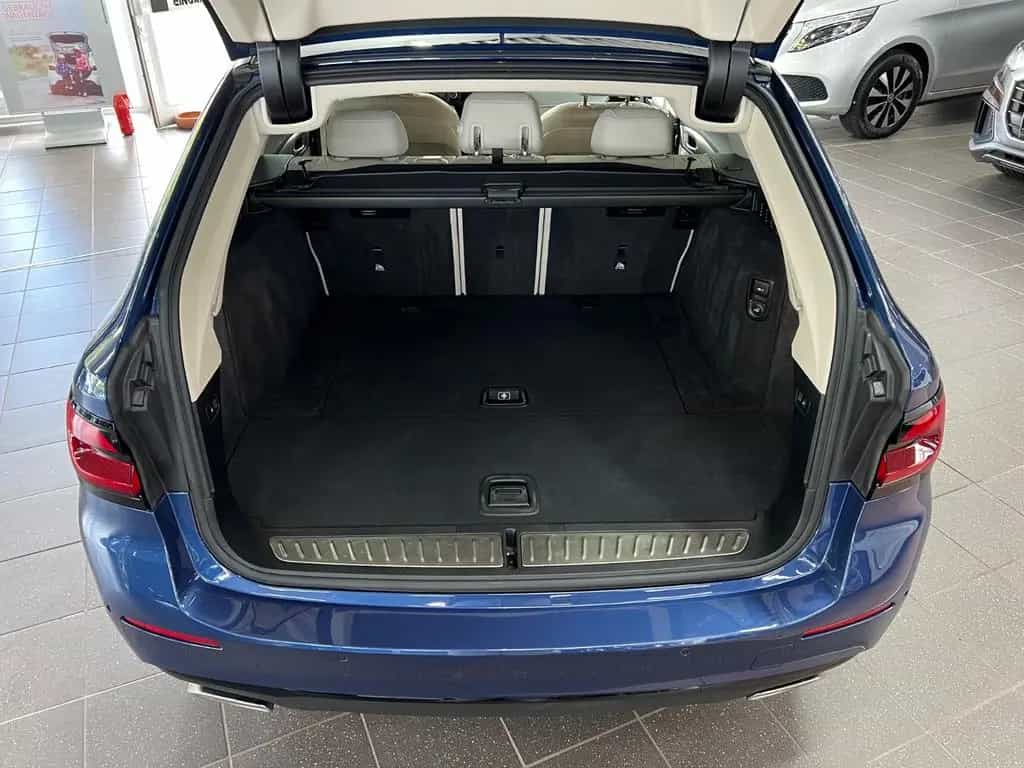 BMW 5 Series 520d Touring AHK+DAP+HuD+Park Assist+Dakota+HaKa 01/2023-photo-9