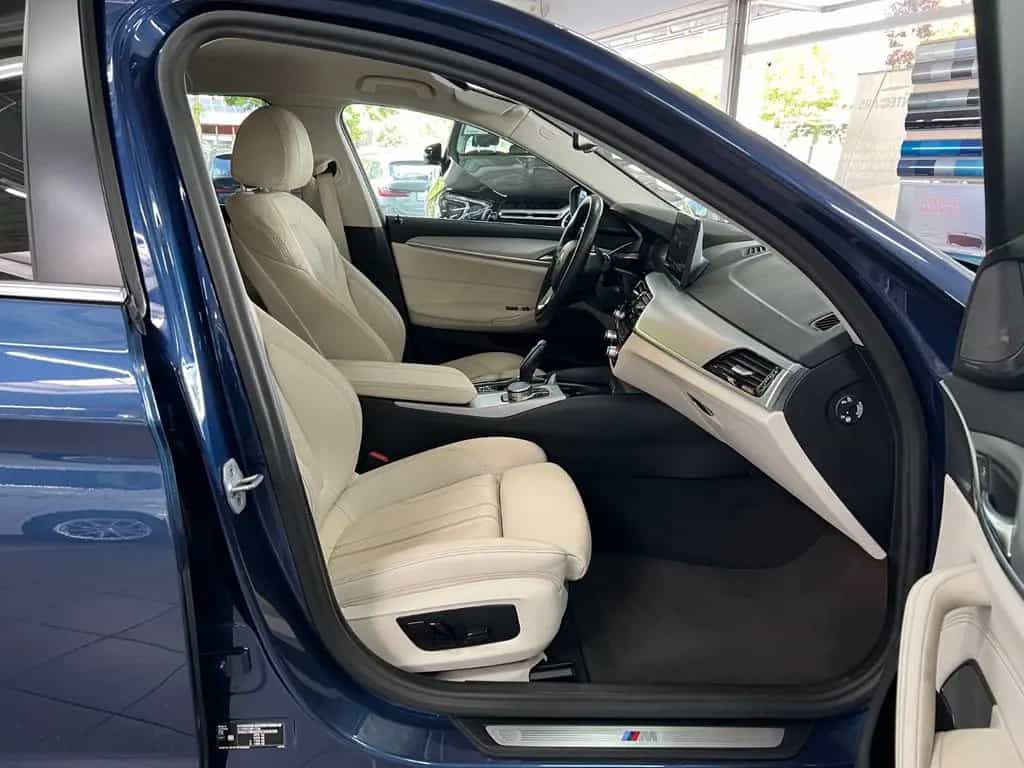 BMW 5 Series 520d Touring AHK+DAP+HuD+Park Assist+Dakota+HaKa 01/2023-photo-14