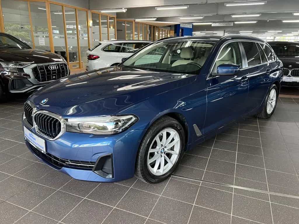 BMW 5 Series 520d Touring AHK+DAP+HuD+Park Assist+Dakota+HaKa 01/2023-photo-3