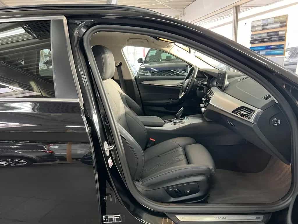 BMW 5 Series 520d Touring Business+Parkassistent+HuD+HaKa 05/2023-photo-15