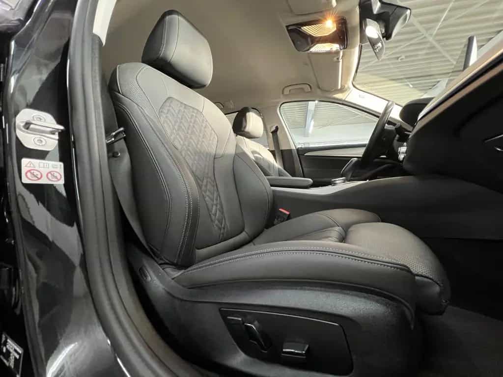 BMW 5 Series 520d Touring Business+Parkassistent+HuD+HaKa 05/2023-photo-16