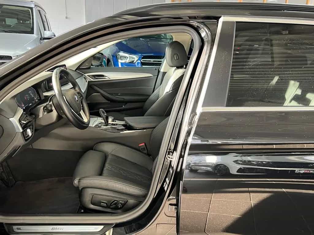 BMW 5 Series 520d Touring Business+Parkassistent+HuD+HaKa 05/2023-photo-19