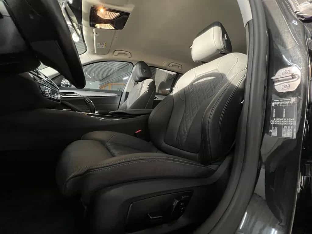 BMW 5 Series 520d Touring Business+Parkassistent+HuD+HaKa 05/2023-photo-20