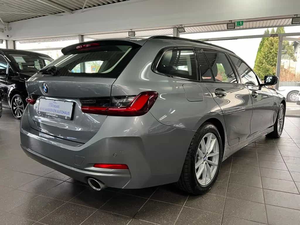 BMW 320 d xDrive Touring Driving Assistant+FACELIFT 08/2022-photo-10
