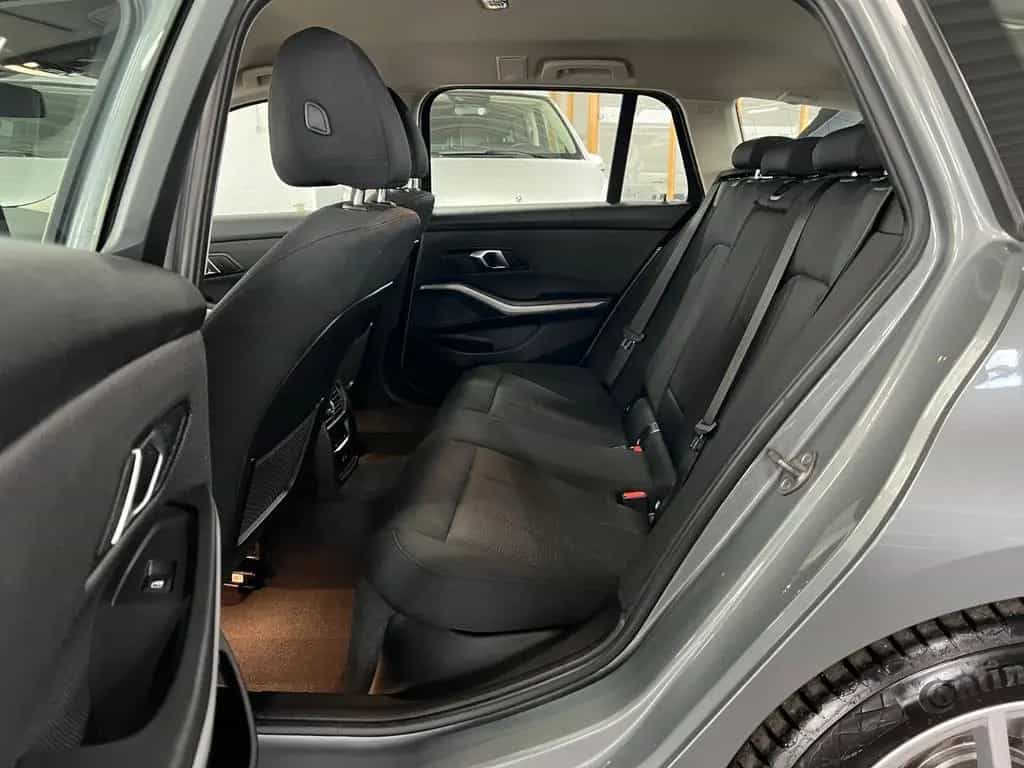 BMW 320 d xDrive Touring Driving Assistant+FACELIFT 08/2022-photo-22