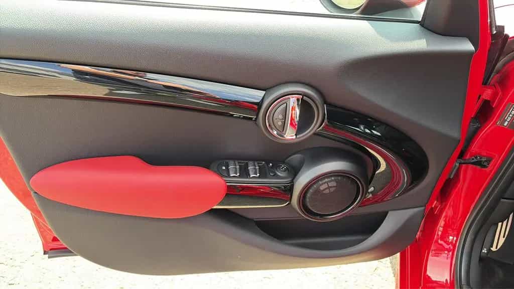 MINI Cooper S JCW Aerodynamik Doppelkupplungs-Getrieb 01/2022-photo-17