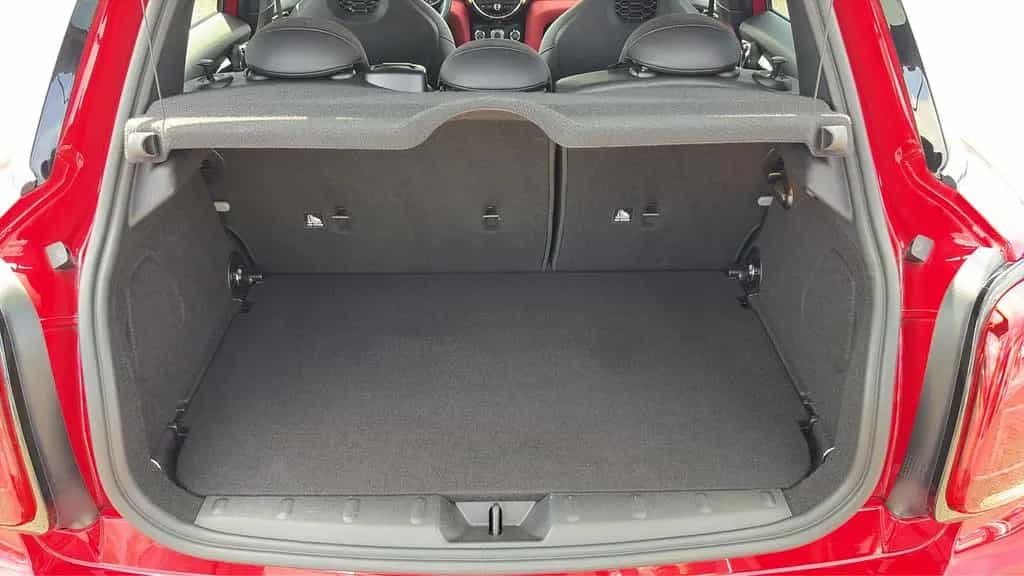 MINI Cooper S JCW Aerodynamik Doppelkupplungs-Getrieb 01/2022-photo-22