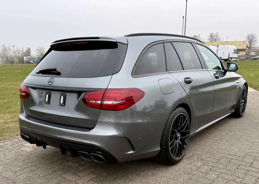 Mercedes-Benz C 63 AMG C 63 S AMG T-Modell MB-100/Pano/AHK/Leder/S-Heft 05/2019-photo-3