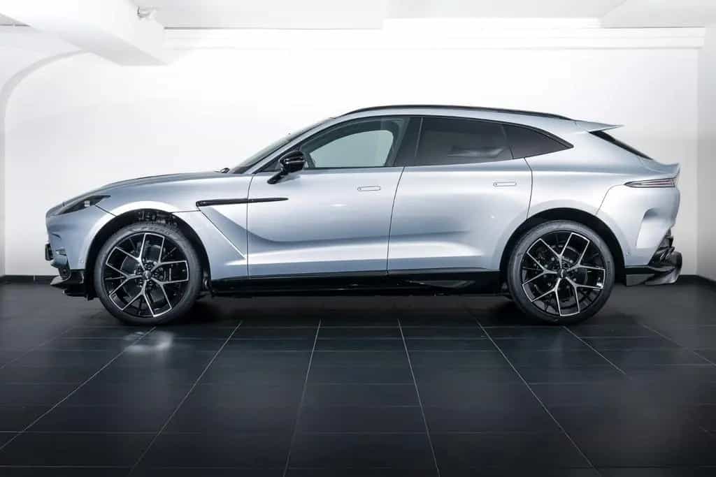 Aston Martin DBX 4.0 V8 707 03/2026-photo-1