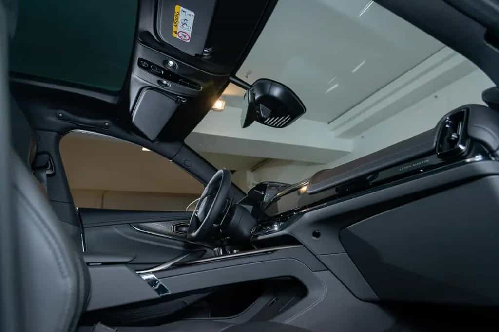 Aston Martin DBX 4.0 V8 707 03/2026-photo-29
