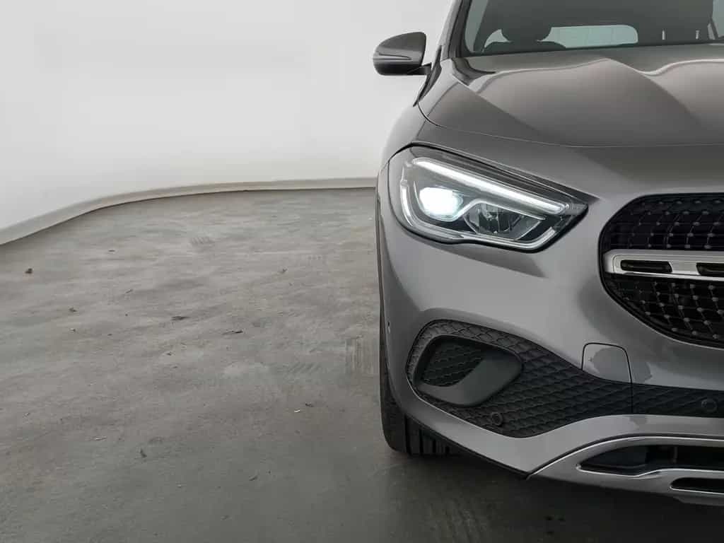 Mercedes-Benz GLA 200 Progressive (EURO 6d) LED+NAVI+SHZ+RFK+ 12/2020-photo-2