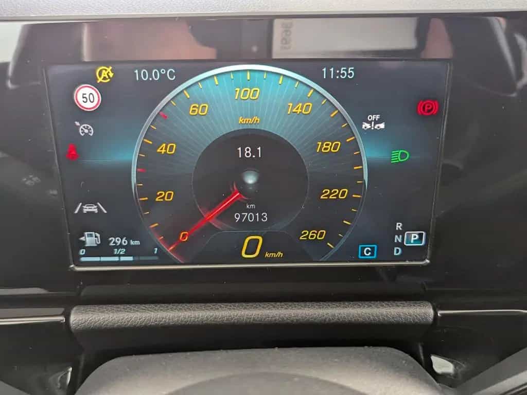 Mercedes-Benz GLA 200 Progressive (EURO 6d) LED+NAVI+SHZ+RFK+ 12/2020-photo-30