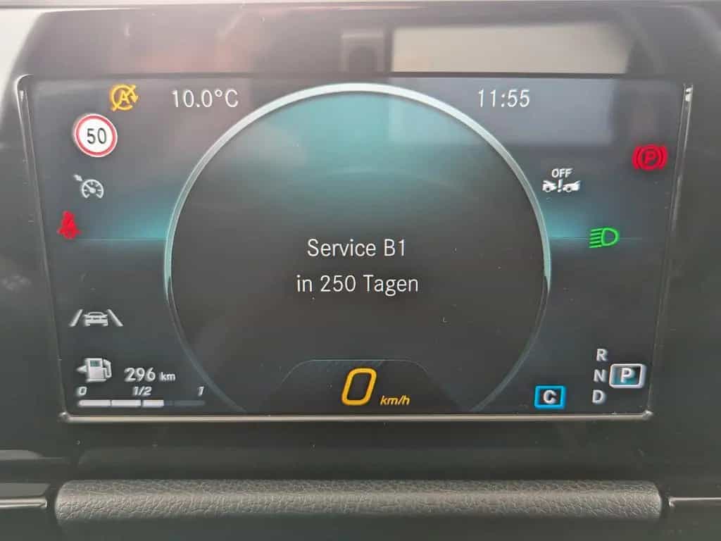 Mercedes-Benz GLA 200 Progressive (EURO 6d) LED+NAVI+SHZ+RFK+ 12/2020-photo-31