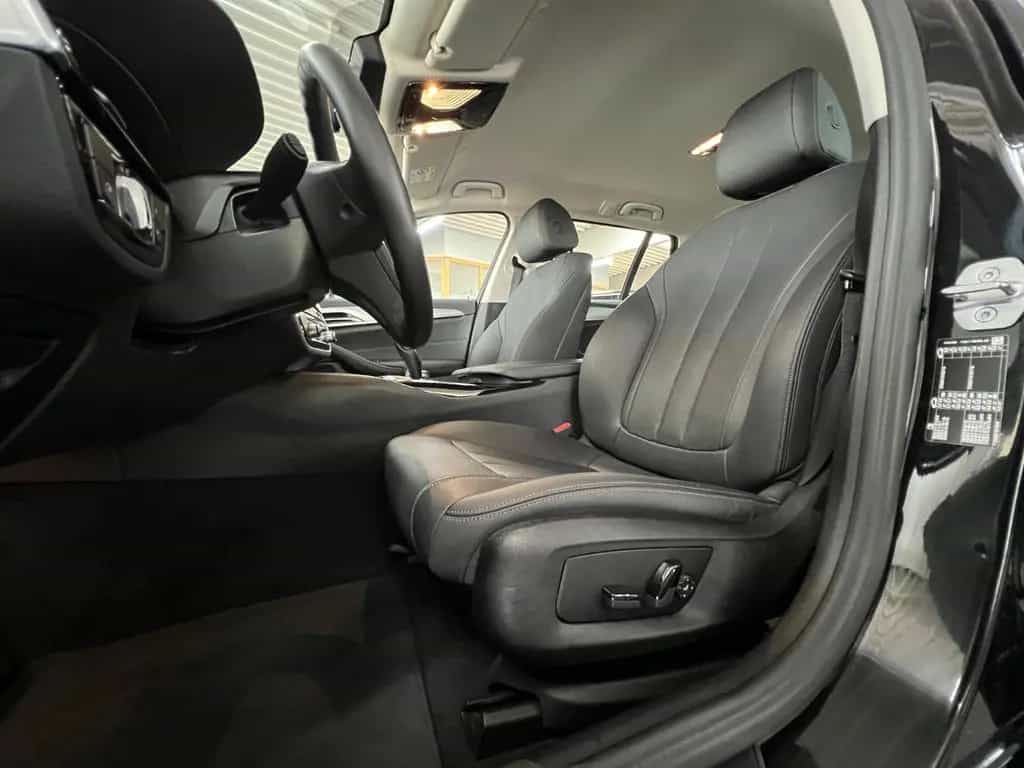 BMW 5 Series 520d Touring Driving BusinessASSIST+ParkASSIST 01/2023-photo-22