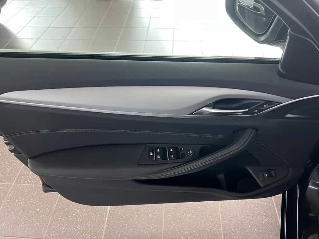 BMW 5 Series 520d Touring Driving BusinessASSIST+ParkASSIST 01/2023-photo-33