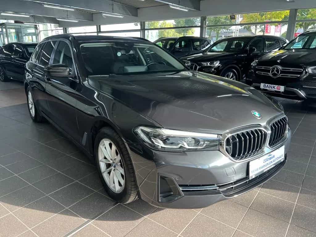 BMW 5 Series 520d Touring AHK+Driving Assist+HiFi+Parkassist. 06/2023-photo-1