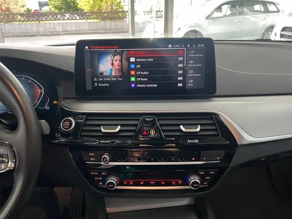 BMW 5 Series 520d Touring AHK+Driving Assist+HiFi+Parkassist. 06/2023-photo-26