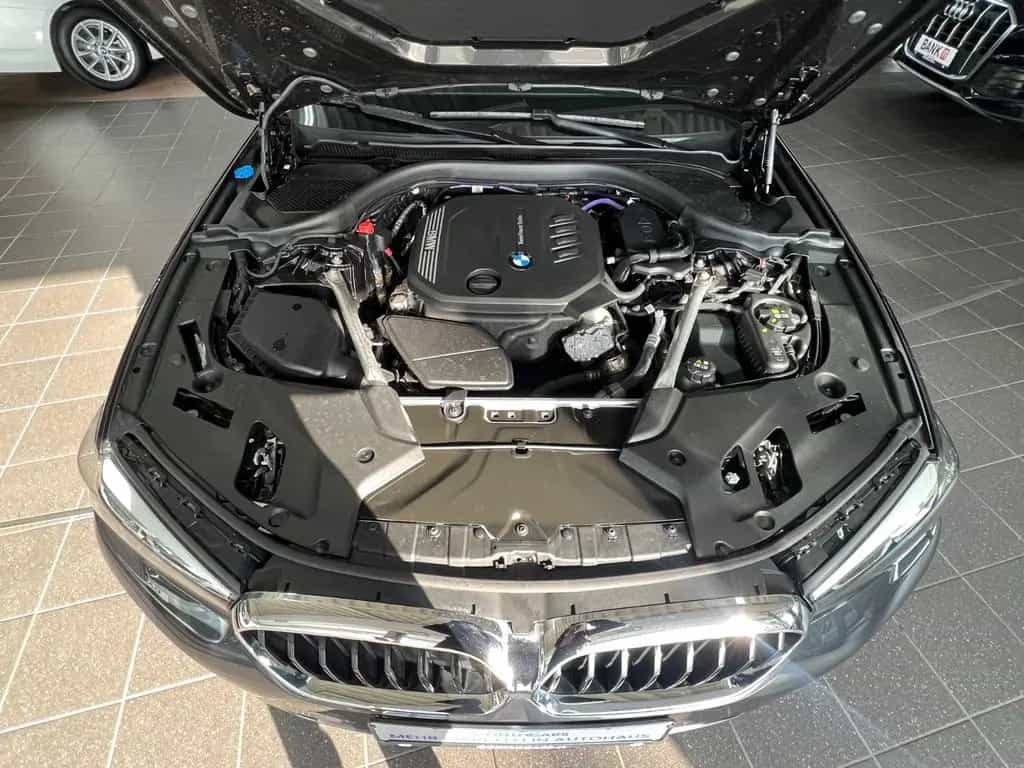 BMW 5 Series 520d Touring AHK+Driving Assist+HiFi+Parkassist. 06/2023-photo-3