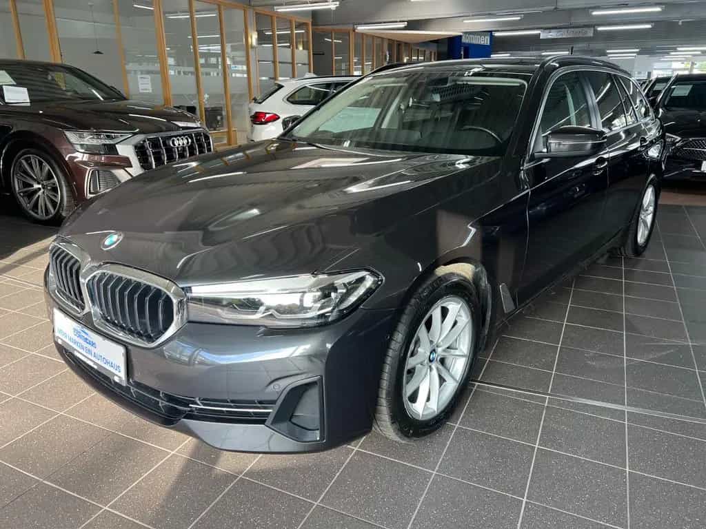 BMW 5 Series 520d Touring AHK+Driving Assist+HiFi+Parkassist. 06/2023-photo-4