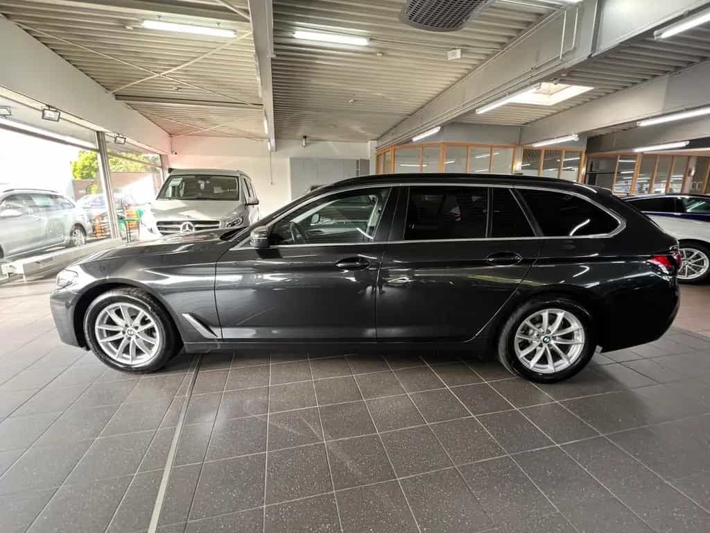 BMW 5 Series 520d Touring AHK+Driving Assist+HiFi+Parkassist. 06/2023-photo-5
