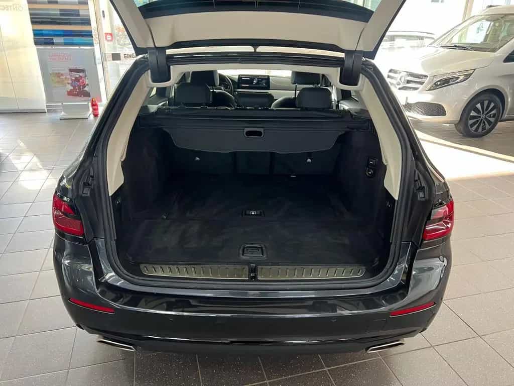 BMW 5 Series 520d Touring AHK+Driving Assist+HiFi+Parkassist. 06/2023-photo-9