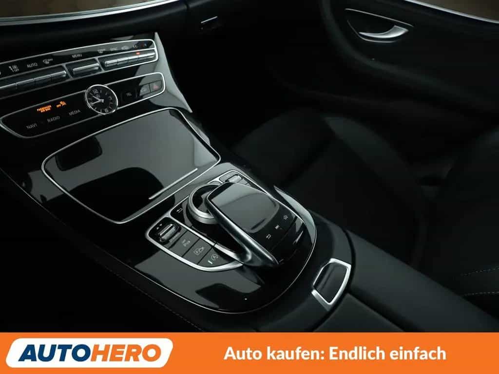 Mercedes-Benz E-Class E 200 Mild-Hybrid Exclusive Aut.*NAVI* 09/2019-photo-23