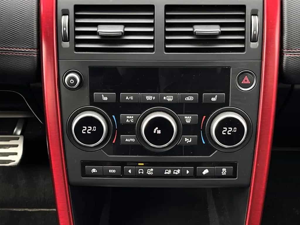 Land Rover Discovery Sport AWD/AUTOMATIK/NAVI/BI-XENON/SPUR 03/2017-photo-26
