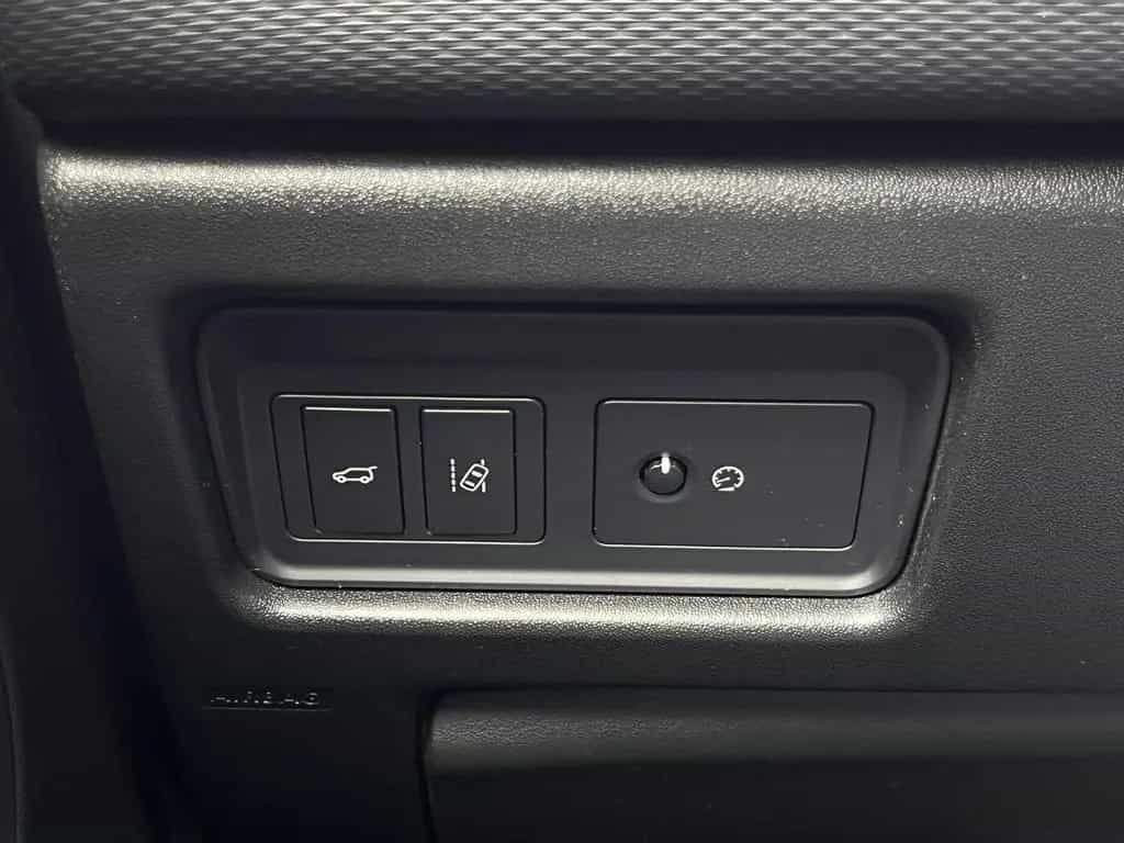 Land Rover Discovery Sport AWD/AUTOMATIK/NAVI/BI-XENON/SPUR 03/2017-photo-30