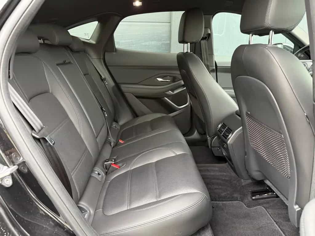 Jaguar E-Pace D200 SE AWD Vollleder/LED/SHZ/Tempomat 08/2022-photo-15