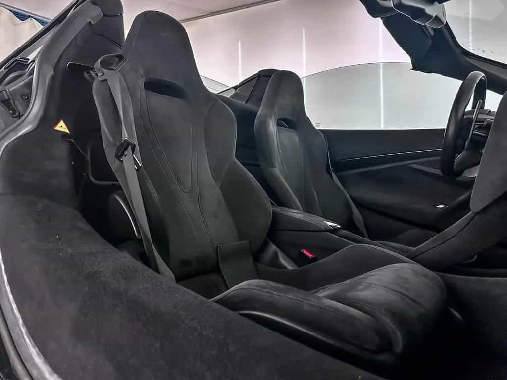 McLaren 720S Spider - McLaren Milano 07/2020-photo-13