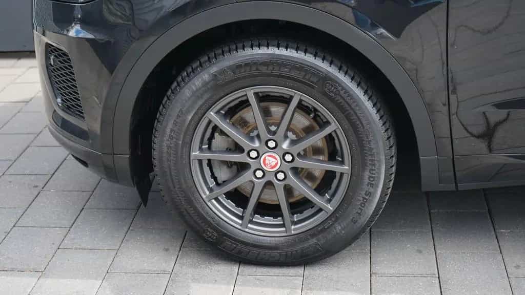 Jaguar E-Pace D165 R-DYNAMIC AWD*BLACK PACK 11/2021-photo-18