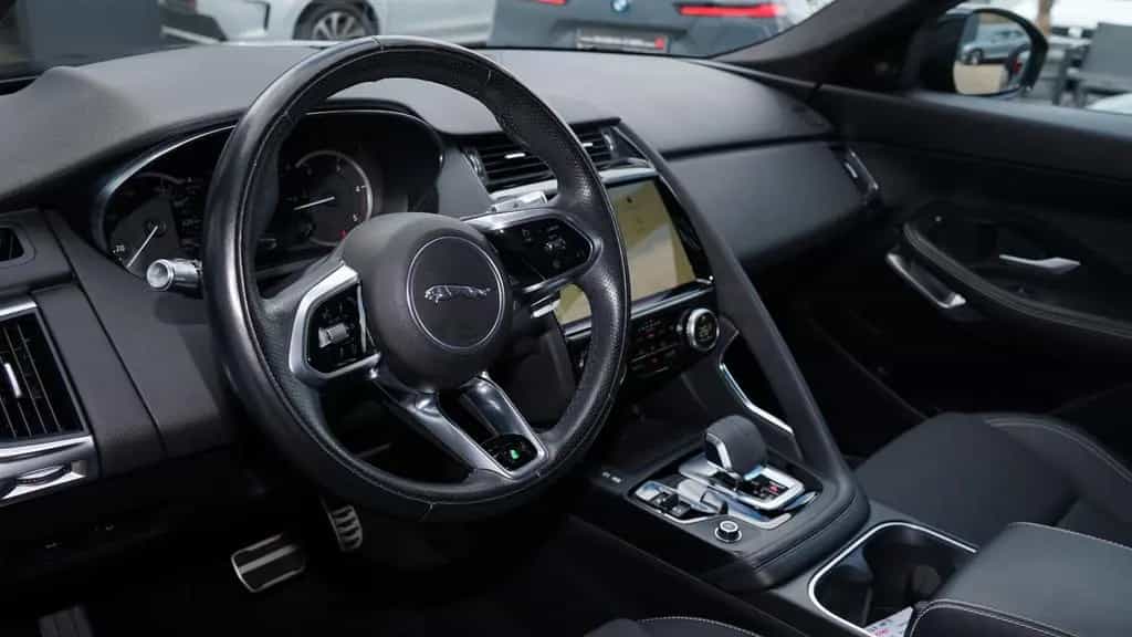 Jaguar E-Pace D165 R-DYNAMIC AWD*BLACK PACK 11/2021-photo-2