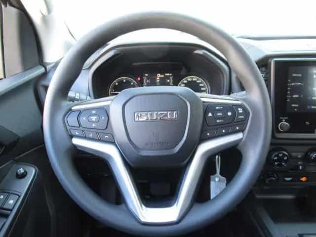 Isuzu D-Max 1.9 L Allrad,Getriebeuntersetzung,Klima null-photo-9