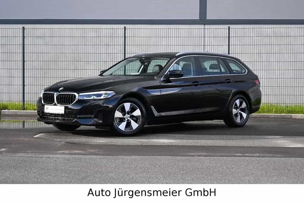 BMW 5 Series 520d Touring/LED/Virtual/Leder/Kamera/Totwinkel 07/2022-photo-0